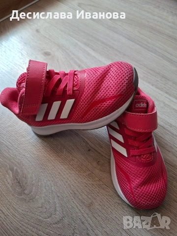 Маратонки Adidas номер 25 1/2
