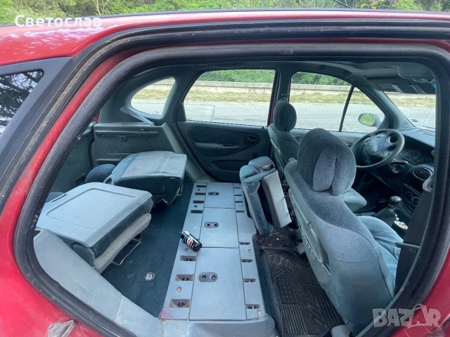 Renault Scenic 1.8 НА ЧАСТИ, снимка 6 - Автомобили и джипове - 54992027