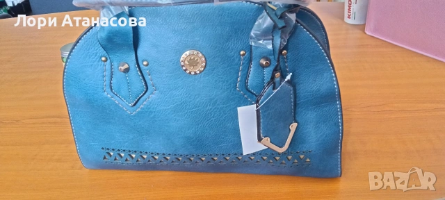 Тъмно синя дамска чанта кожа с две основни дръжки, снимка 3 - Чанти - 54017449