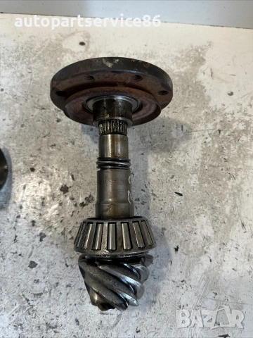 Заден диференциал единично колело, предавателно число 41:8 за Ford Transit Mk6 2.4 TDDi (2000–2006), снимка 2 - Части - 55105295