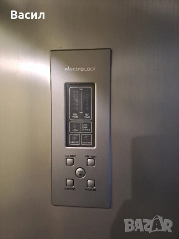 Голям хладилник LG, снимка 4 - Хладилници - 54045953