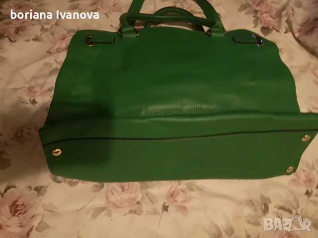 Maikal Kors , снимка 3 - Раници - 54388341