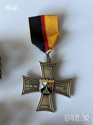 Нагръдни знаци, снимка 3 - Колекции - 54312115