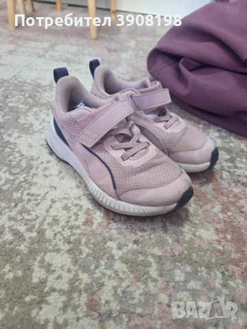 Детски маратонки Nike, снимка 2 - Детски маратонки - 54321182