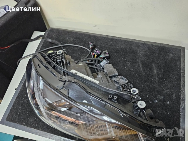 Десен фар фарове BMW 2 G42 desen far бмв 2 г42, снимка 5 - Части - 54561537