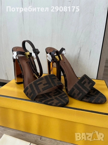 Нови Дамски Сандали Fendi, снимка 5 - Сандали - 55224514