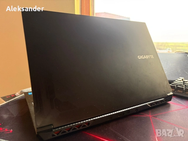 Gigabyte G5 GE | i5-12500H | RTX 3050 | + ПОДАРЪК Охладител, снимка 4 - Лаптопи за игри - 53977568