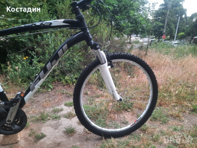 Планински велосипед Fuji Nevada 26 цола, снимка 3 - Велосипеди - 55019428