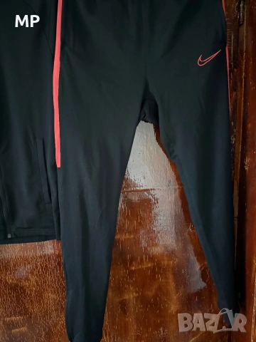 Мъжки Екип Nike Academy, снимка 2 - Спортни дрехи, екипи - 54644509