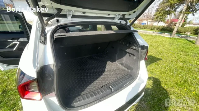 BMW iX1 eDrive20, снимка 5 - Автомобили и джипове - 55413599