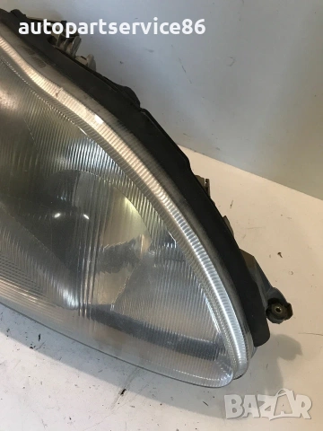 Преден десен фар за Mercedes S-Class W220 (2000) A2208200261 / 0301153002, снимка 2 - Части - 55264400