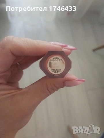 Течен руж на Lancome ново, снимка 8 - Декоративна козметика - 54730028