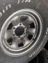 Продавам 4бр гуми 31х10.5R15 с джанти 6х139.7 от Тойота, снимка 1