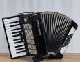 Акордеон Weltmeister Stella , снимка 1
