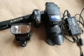 Sony Cyber-shot DSC-R1 със допълнителна светкавица Sony, снимка 8