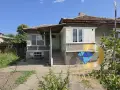 Едноетажна къща с два гаража в Димитровград, кв. Черноконево, снимка 1