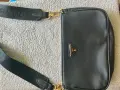 Малка дамска чанта Prada, снимка 1