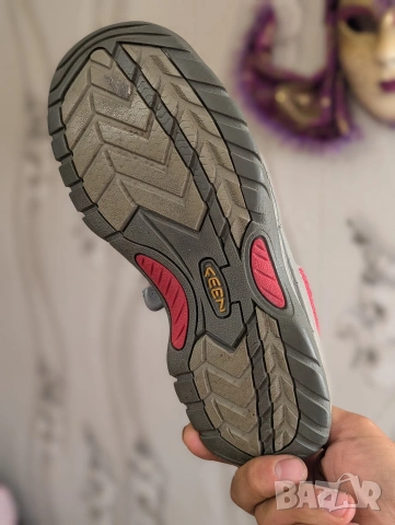 KEEN сандали Venice H2 номер 39, снимка 6 - Сандали - 55092714