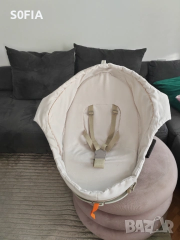 Stokke bouncer шезлонг