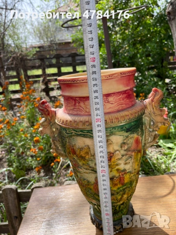 продавам ръчно изработена релефна ваза, снимка 2 - Антикварни и старинни предмети - 54061347