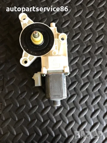 Моторче за задно дясно стъкло Bosch за Dodge Avenger (2006-2011) 0130822329, снимка 3 - Части - 55330868