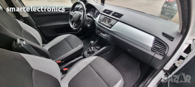 Skoda Fabia 1.0 Бензин 2018г, снимка 6 - Автомобили и джипове - 55245413