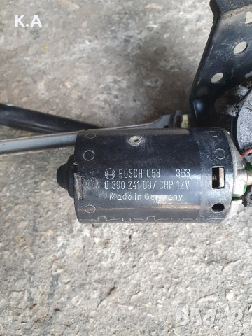Моторче с механизъм за чистачки Audi 80 B4, снимка 2 - Части - 54791788