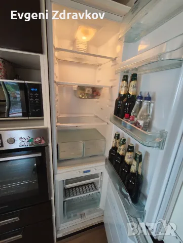 Хладилникът Hotpoint Ariston А+ за вграждане , снимка 5 - Хладилници - 55682323