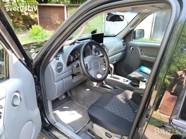 Jeep Cherokee KJ 2.8 CRD, 2005 г., автоматик и 4x4, на реални 204 757 км., снимка 9 - Автомобили и джипове - 55338035