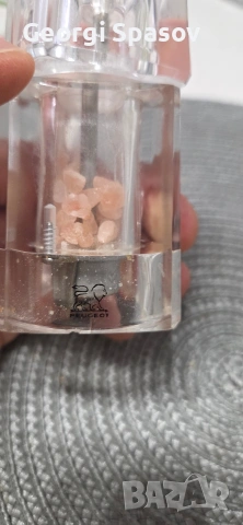 Механична мелничка за сол и черен пипер, снимка 3 - Прибори за хранене, готвене и сервиране - 54031642