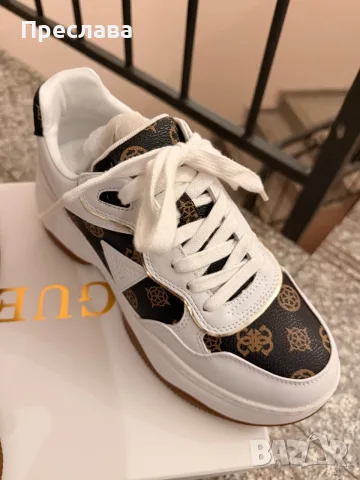 Високи дамски сникърси Guess, снимка 5 - Маратонки - 55546265