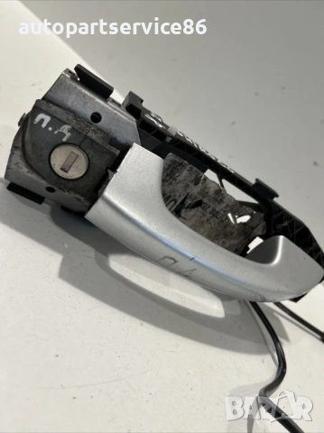 Външна дръжка предна дясна сребриста за Volkswagen Scirocco 2.0 Tfsi (2008) 1K8839885E, снимка 3 - Части - 54164512