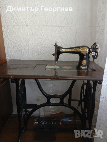 Крачна шевна машина Сингер, снимка 2 - Антикварни и старинни предмети - 54099440