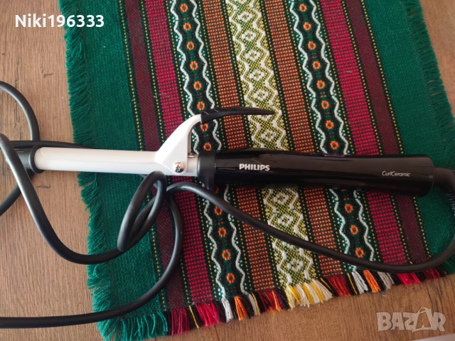 Нова маша за коса Philips HP8602 CurlCeramic (16 mm), снимка 3 - Преси за коса - 54263107
