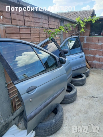 Врати за Renault Scenic 1 - Сив металик - На части, снимка 4 - Части - 54477590