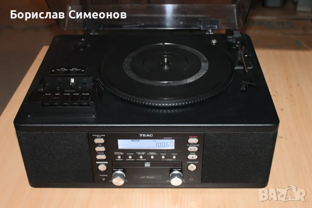 Аудио система TEAC LP-R500-B