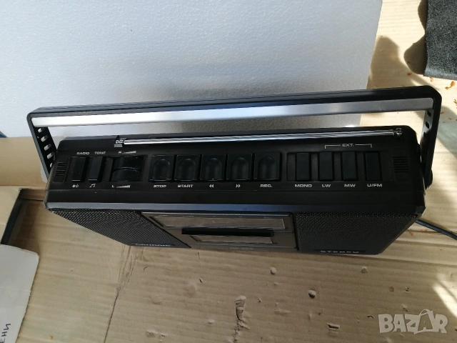 Радиокасетофон GRUNDIG RR 450, снимка 3 - Радиокасетофони, транзистори - 54603088