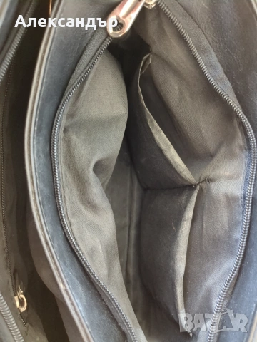 Черна дамска чанта от естествена кожа, снимка 7 - Чанти - 54323755