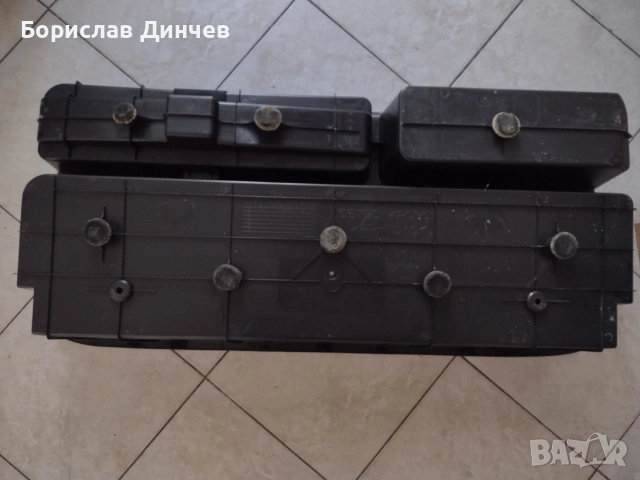 Продавам пластмасата в багажника на RAV4, снимка 3 - Части - 55253533