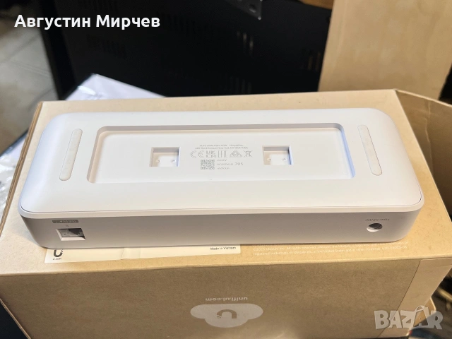 Ubiquiti USW-Ultra-60W, снимка 2 - Суичове - 55134534