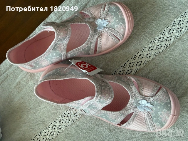 Детски пантофи н. 31, 34, 35, снимка 2 - Детски пантофи - 54718559