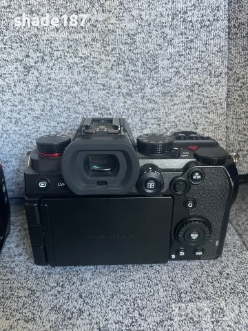 Фотоапарат Panasonic Lumix DC-S5, снимка 2 - Фотоапарати - 55012001