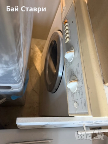 Продавам пералня Miele w704 отлична, снимка 3 - Перални - 54123151