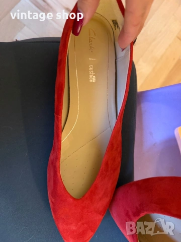 Балеринки Clarks естествен велур, размер 41, снимка 2 - Дамски елегантни обувки - 54270888