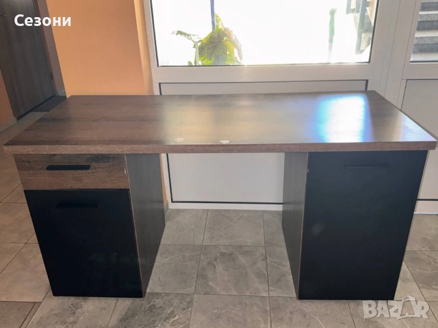 Офисно бюро Tokyo