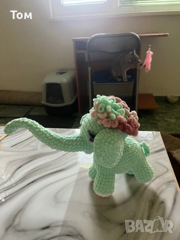 Ръчно плетена играчка слон, снимка 2 - Плюшени играчки - 53987270