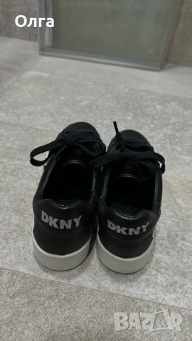 DKNY Сникърс N39 естествена кожа, употребявани, много добро състояние, снимка 3 - Дамски ежедневни обувки - 54377481