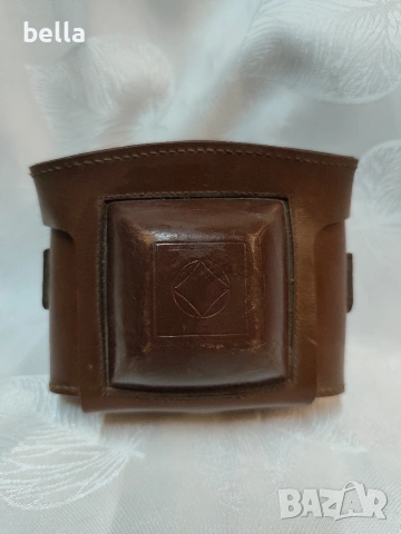 Стар бакелитен фотоапарат Perfecta II, класически от 50-те години