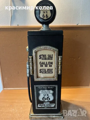 декоративен шкаф / сувенирна кутия с формата на бензинова колонка  Route 66