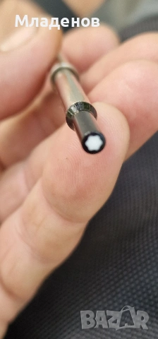 Част от молив Montblanc .